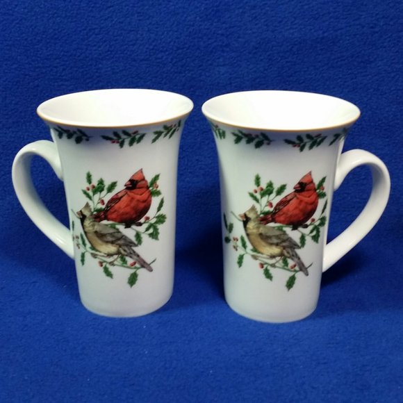 Cardinals In Holly Latte Mug Set Living Quarters Your Home Your Style Set of 2 - Picture 9 of 10